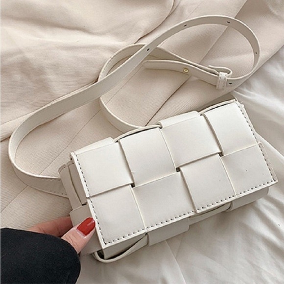 New!White Vegan Leather Purse Crossbody Shoulder Sling Bag Belt Waist Fa… - Picture 1 of 9
